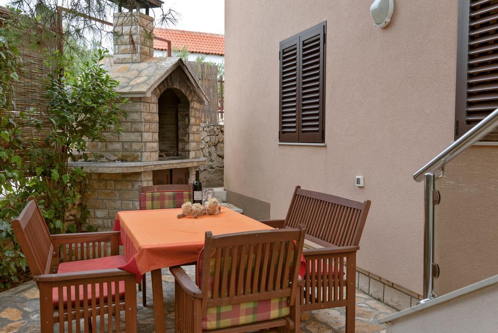 Apartman Zlatka Zečevo 외부 사진